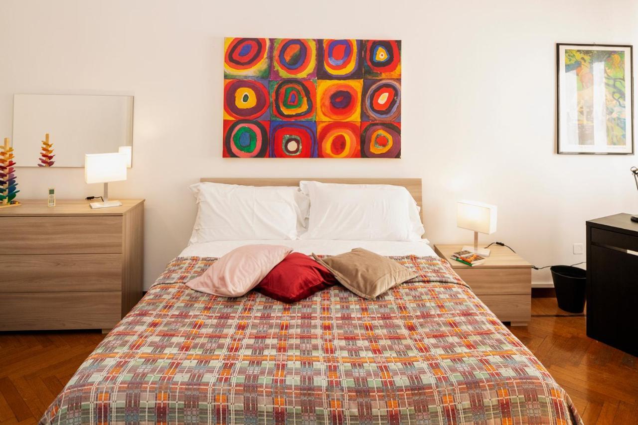 Central Apartment 米兰 外观 照片