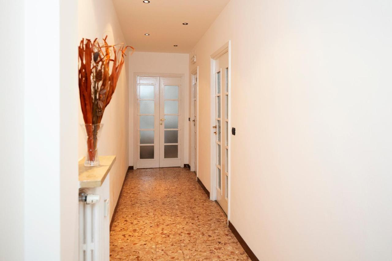 Central Apartment 米兰 外观 照片