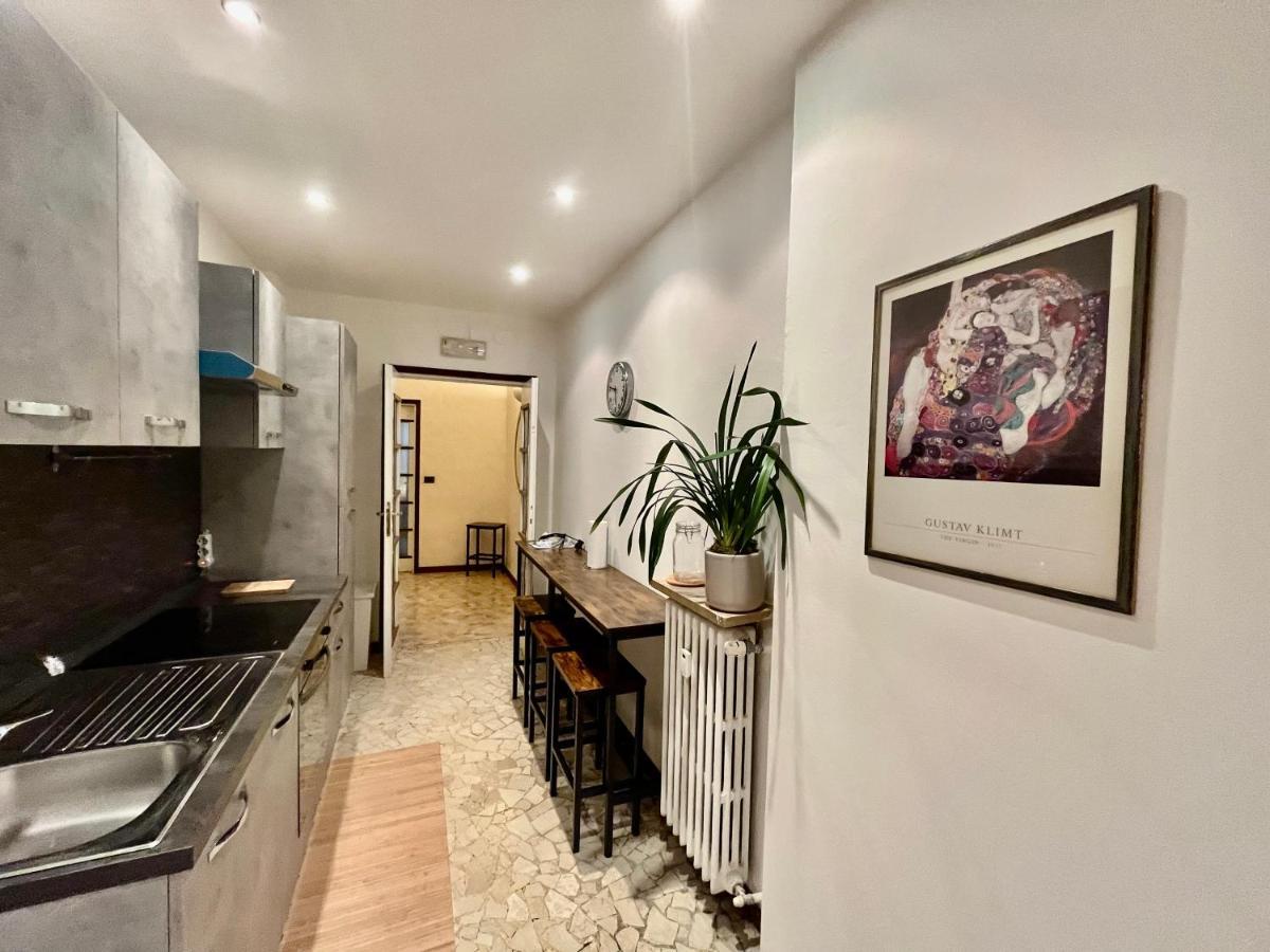 Central Apartment 米兰 外观 照片